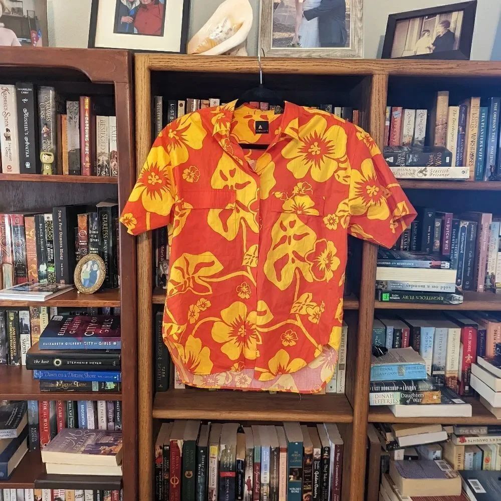 𝅺liz sport vintage 90s  yellow and orange Hawaiian shirt sz L